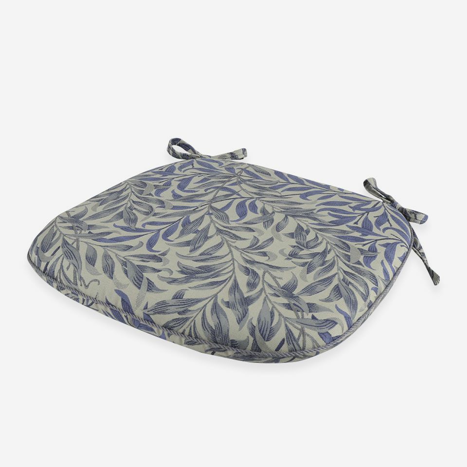 表面／カラー：ブルー／48cm×45cm／柳の枝の流れと、細長い柳の葉で全面が埋め尽くされています