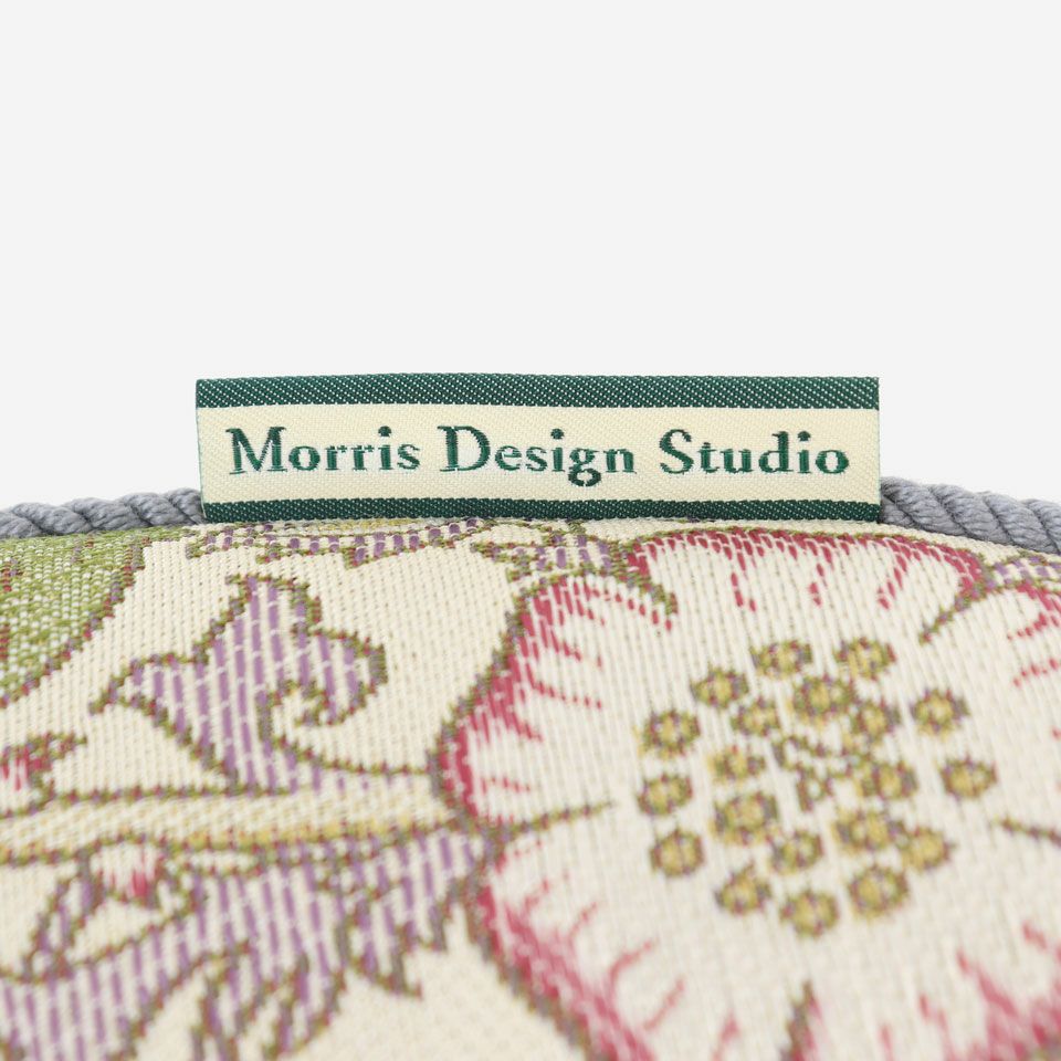 「Morris Design Studio」のブランドタグが付いています