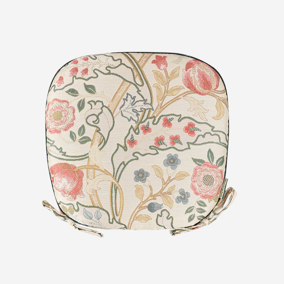 表面／カラー：レッド／45cm×43cm／紐付き／カバー取り外し可