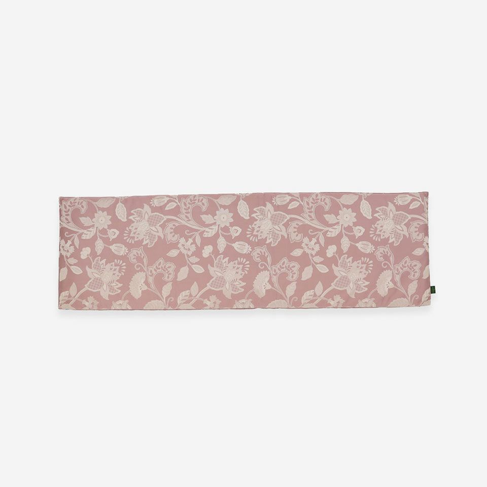 表面／カラー：ピンク／46cm×150cm／カバー取り外し可