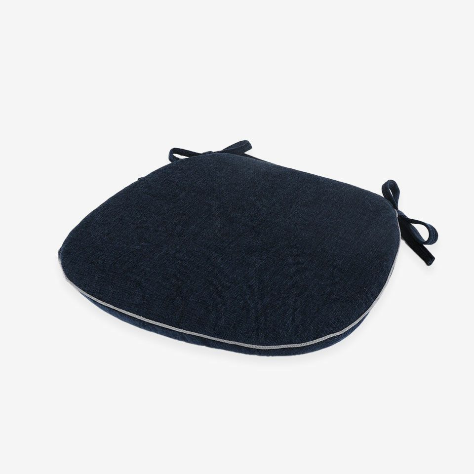 表面／カラー：ブルー／45cm×43cm／シンプルで飽きのこないベロア調無地です