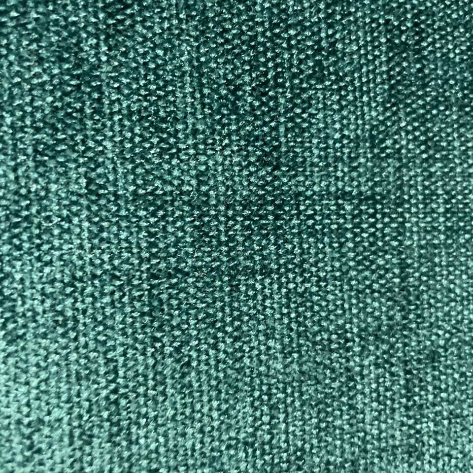 ベロア調の上品でなめらかな手触りの生地、様々なコーディネートが可能な10色展開です