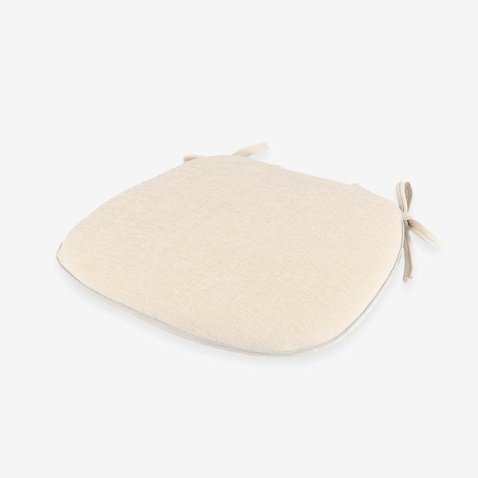 表面／カラー：アイボリー／45cm×43cm／シンプルで飽きのこないベロア調無地です