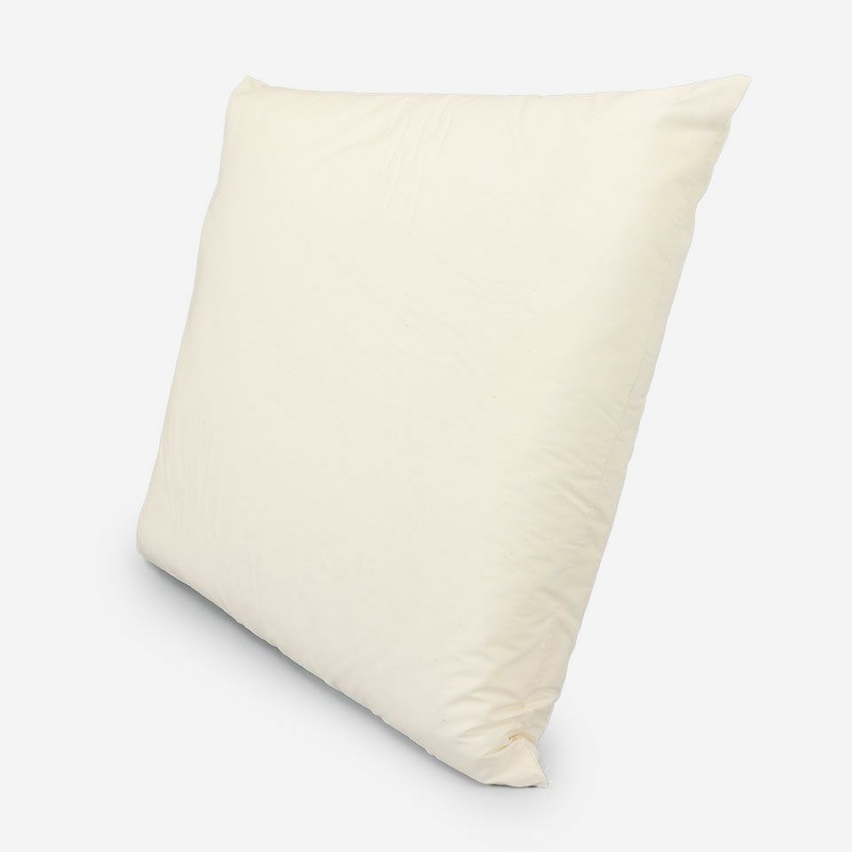 座布団カバーの中に入れる中材です／55cm×59cm