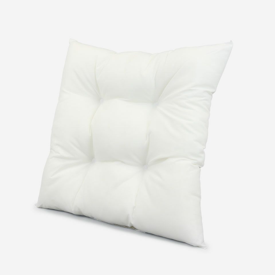 シートクッションカバーの中に入れる中材です／45cm×45cm
