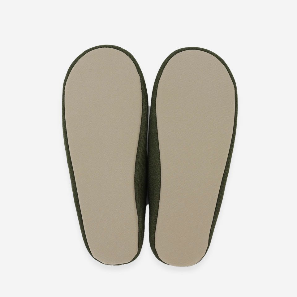 裏面画像／サラサラとした手触りですが滑りにくいです