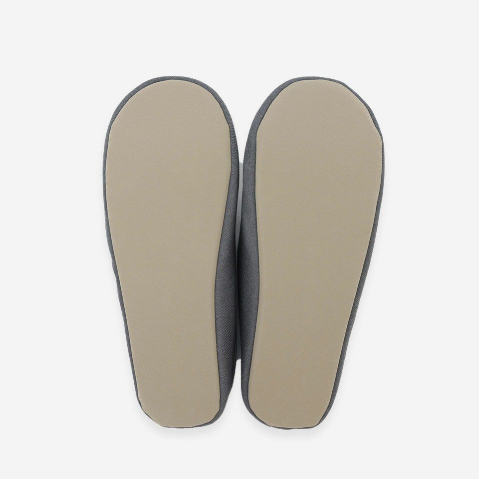 裏面画像／サラサラとした手触りですが滑りにくいです