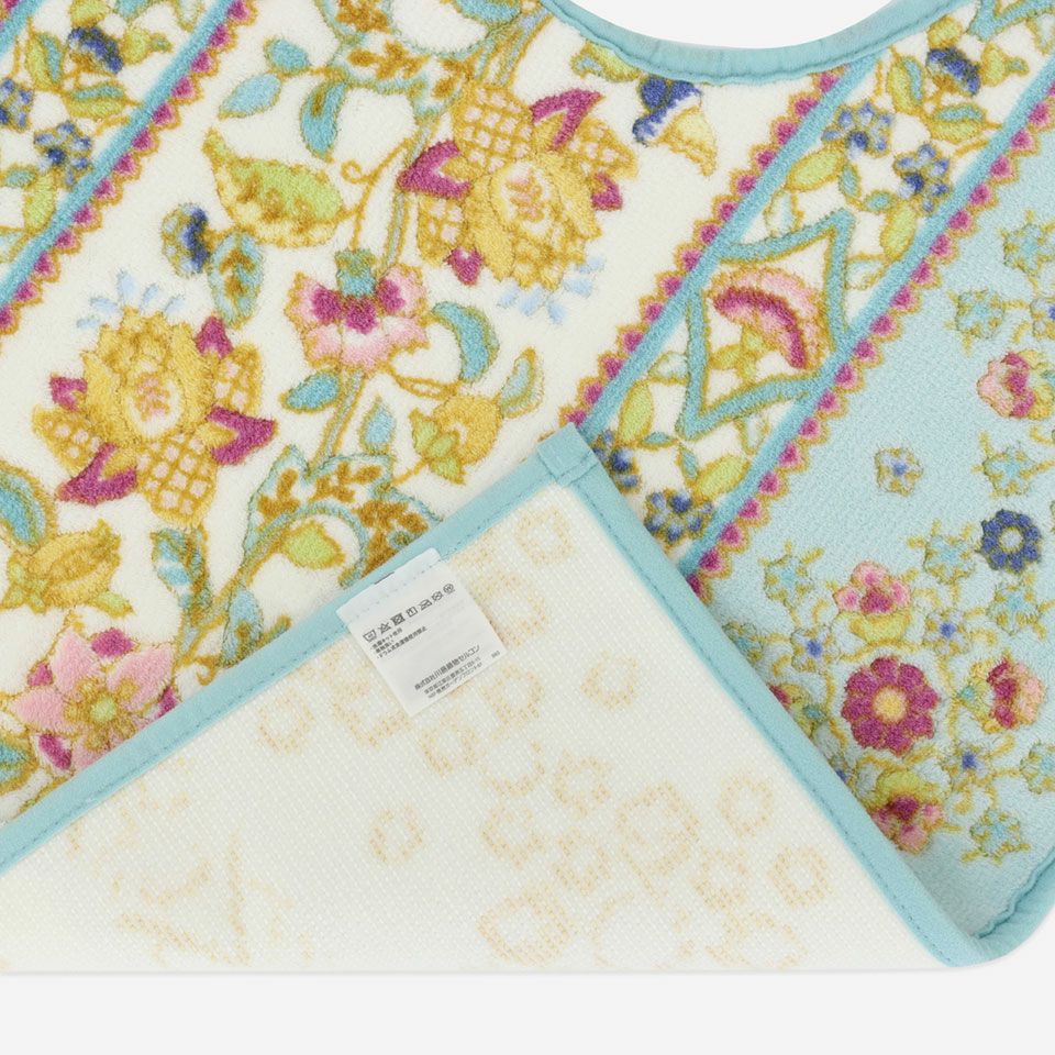 裏面は滑り止め加工が施されています