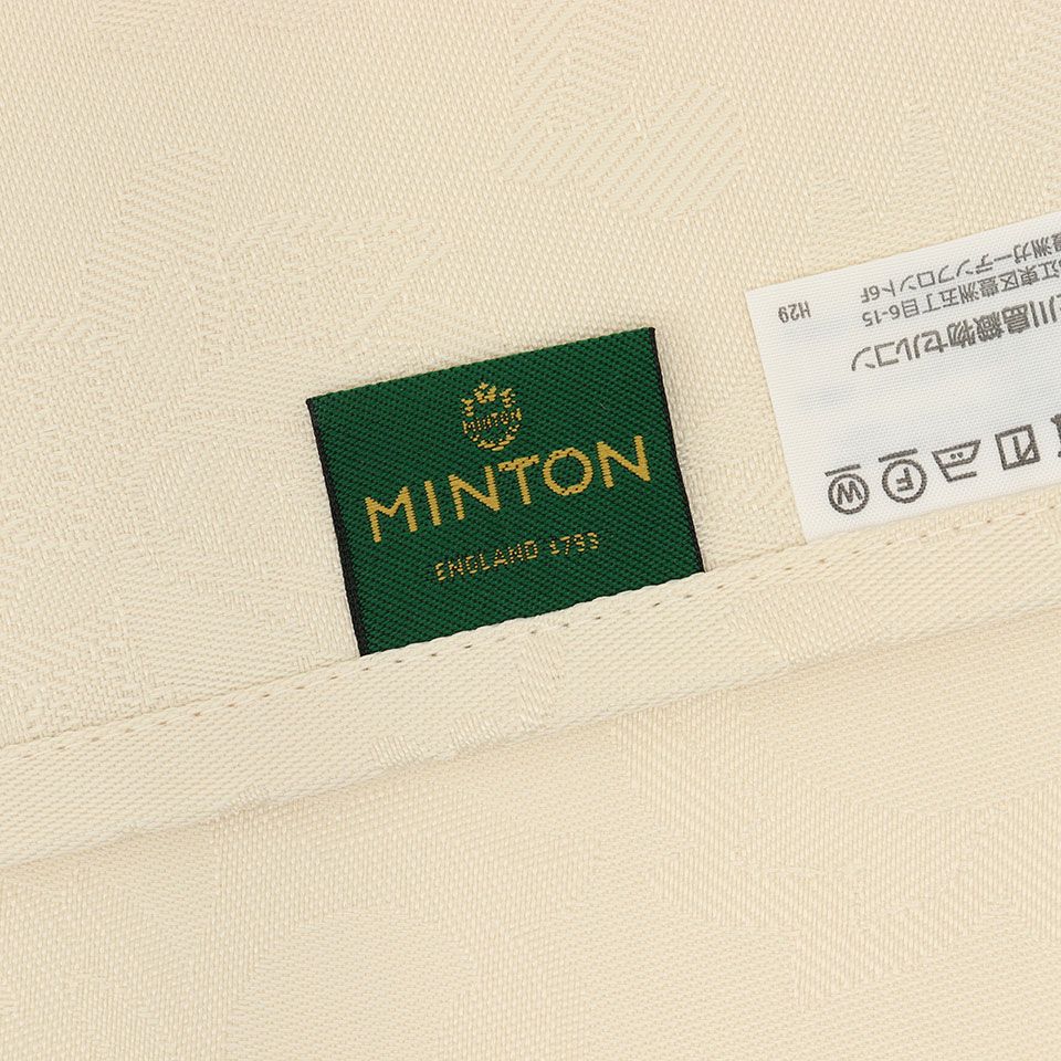 生地の裏側はMINTONのタグが付いています。：ベージュ