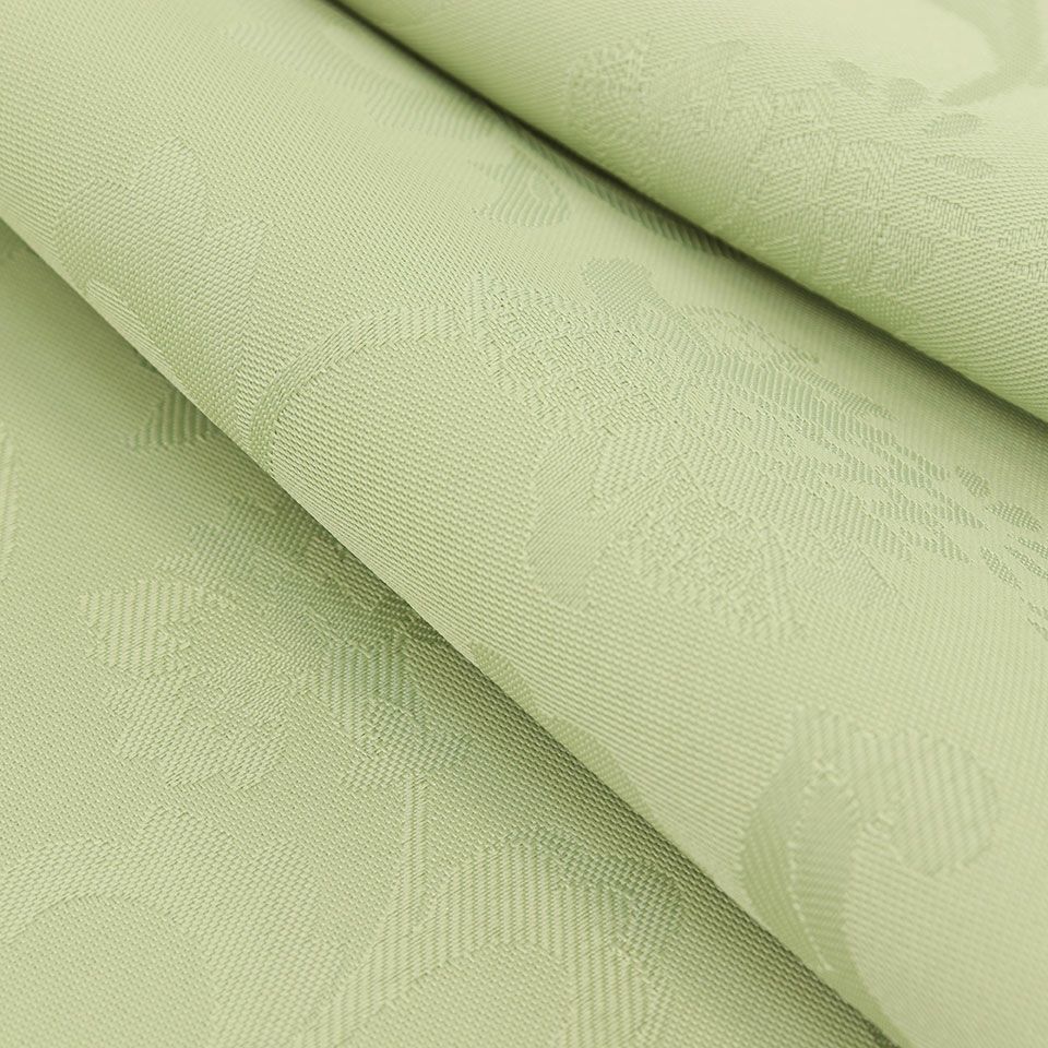 地模様になっているため、柄が主張しすぎず、和洋問わずテーブルのお料理や食器を引き立ててくれます。：ライトグリーン