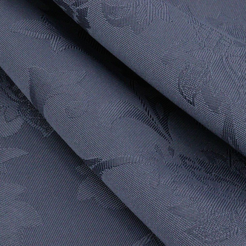 地模様になっているため、柄が主張しすぎず、和洋問わずテーブルのお料理や食器を引き立ててくれます。：ダークブルー