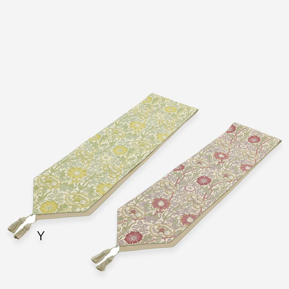 イエローとピンクの2色で展開しています／30cm×240Vcm