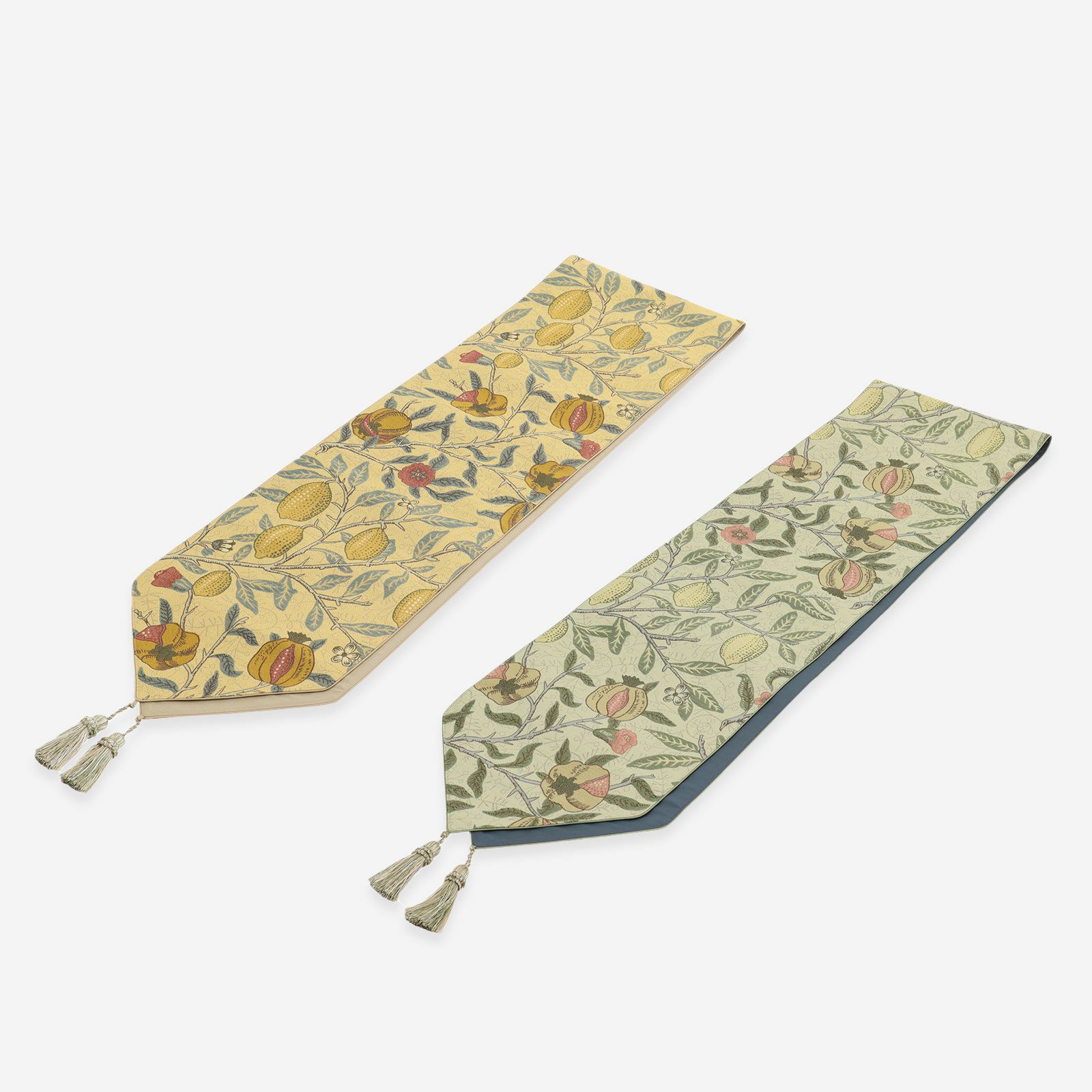 イエローとグリーンの2色で展開しています／30cm×240Vcm