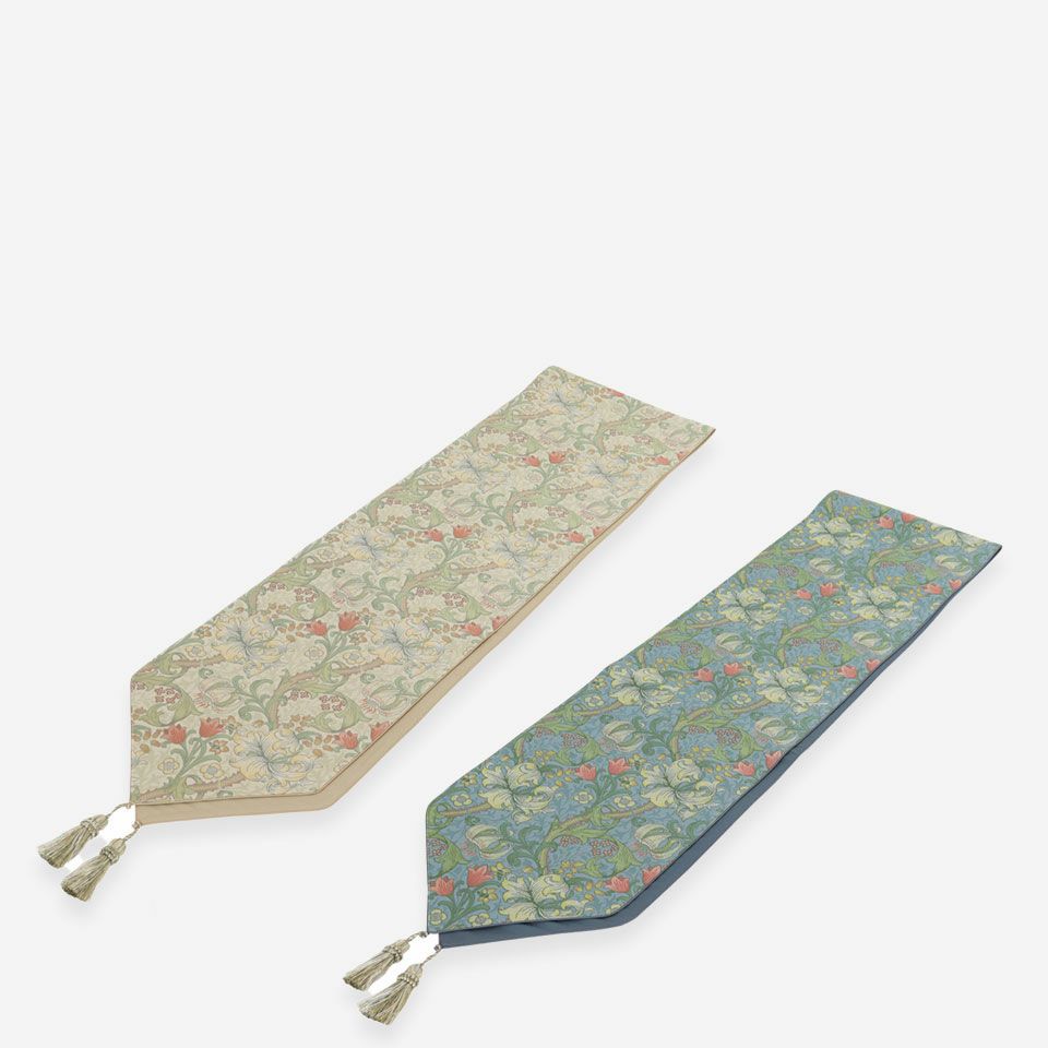 アイボリーとブルーの2色で展開しています／30cm×240Vcm