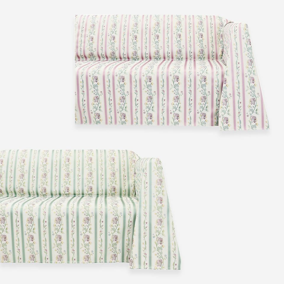 ピンクとグリーンの2色で展開しています