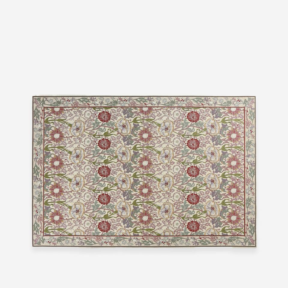 表面／カラー：ピンク／約140cm×200cm