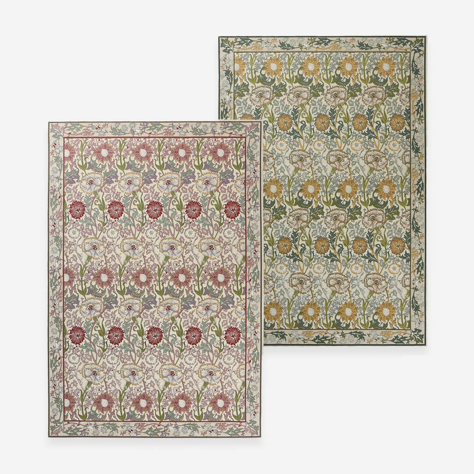 ピンク・イエローの2色で展開しています