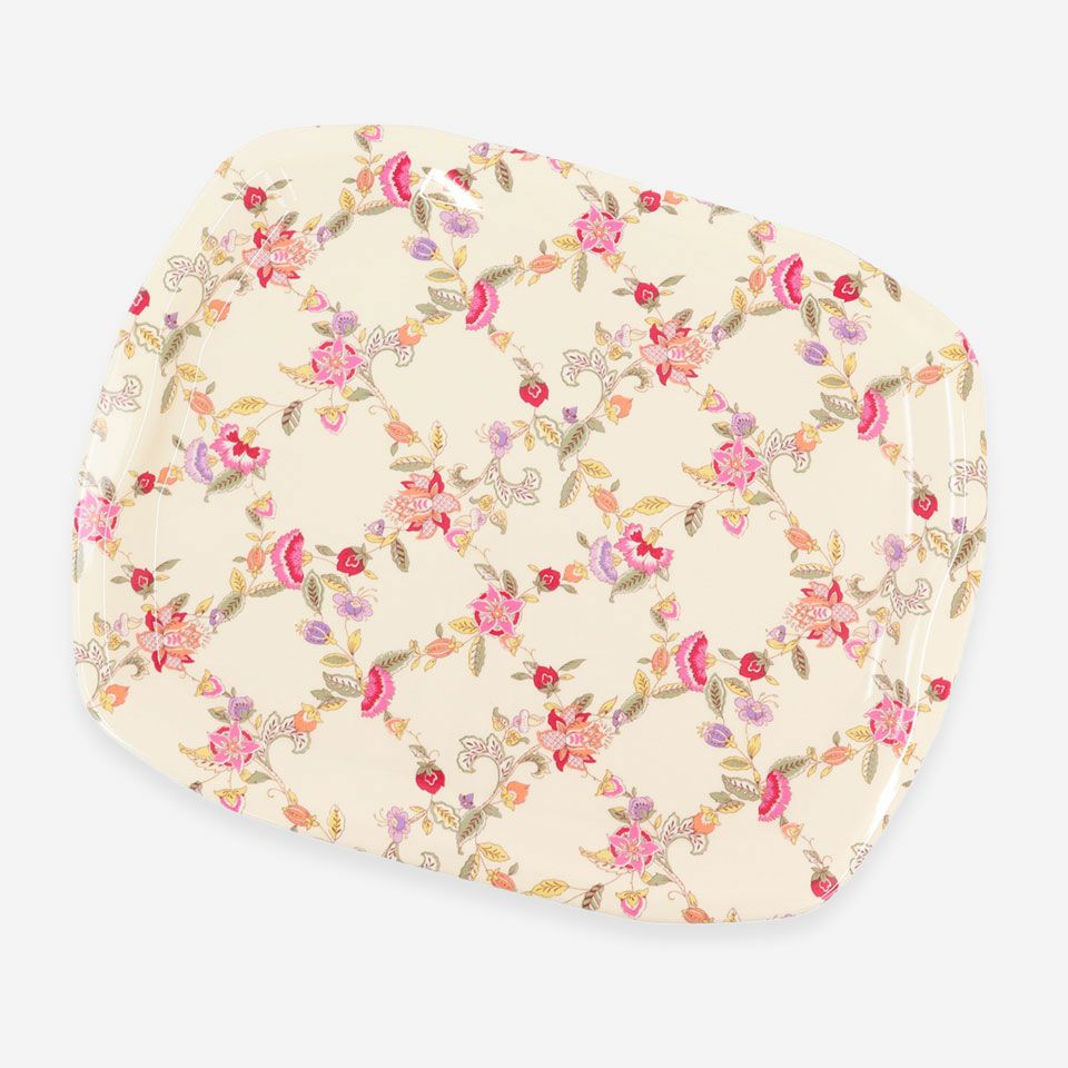 表面／カラー：アイボリー／45.5cm×36.2cm×2cm