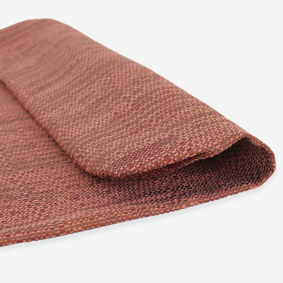 ヴェルゴラートは、自然が生み出した地層や大理石のような表情をデザインしたファブリックです