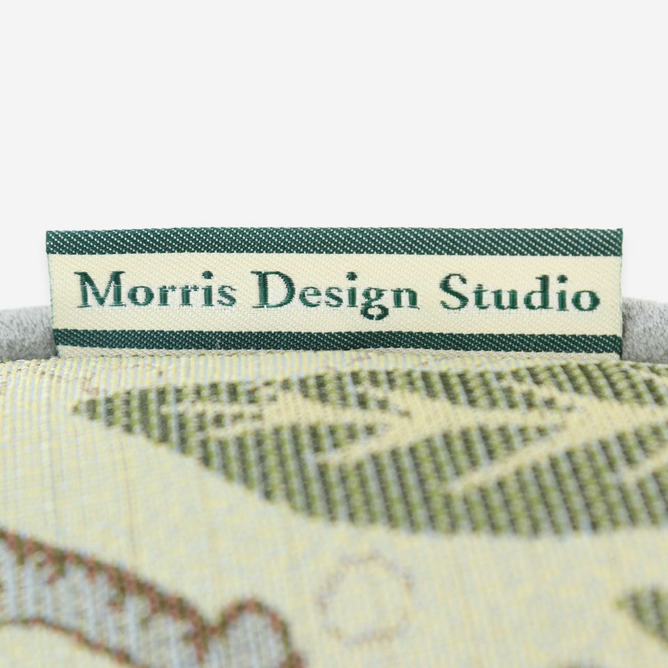 「Morris Design Studio」のブランドタグが付いています