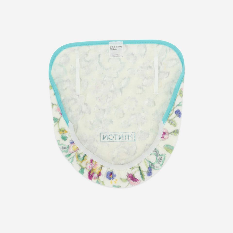 裏面／ゴムがついており、縦の長さ40～45cm以内で装着できます