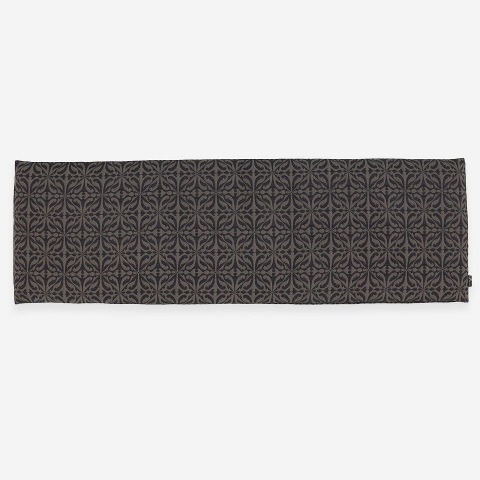 表面／カラー：グレー／46cm×150cm／カバー取り外し可