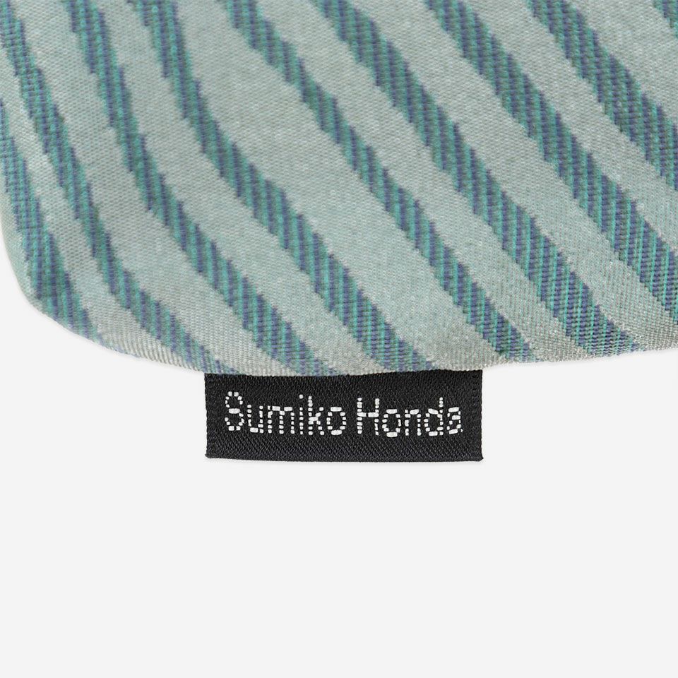 「Sumiko Honda」のブランドタグが付いています