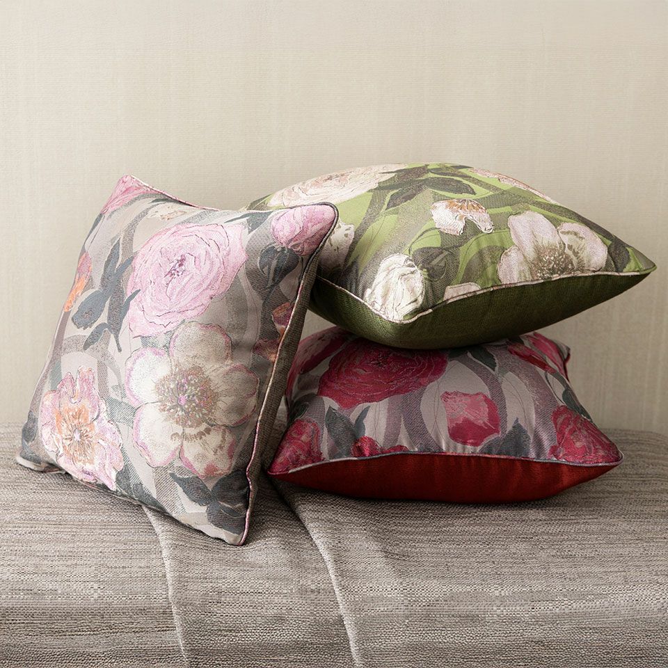 色違い、表裏を組み合わせて、様々なコーディネーションをお愉しみください