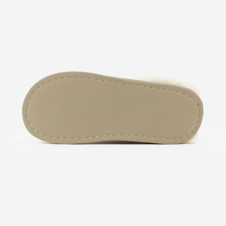 裏面／各カラー共通です