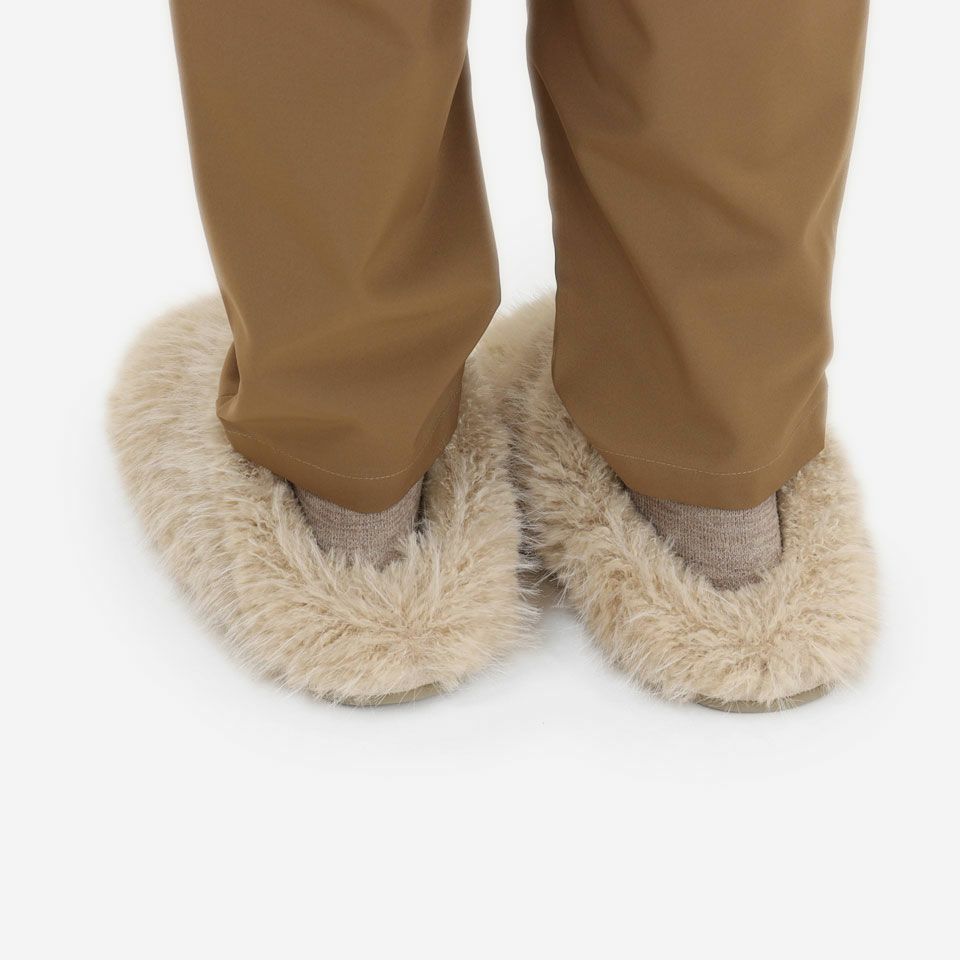 踵部分もしっかり覆うのでとてもあたたかく寒いシーズンにおすすめです／カラー：ベージュ