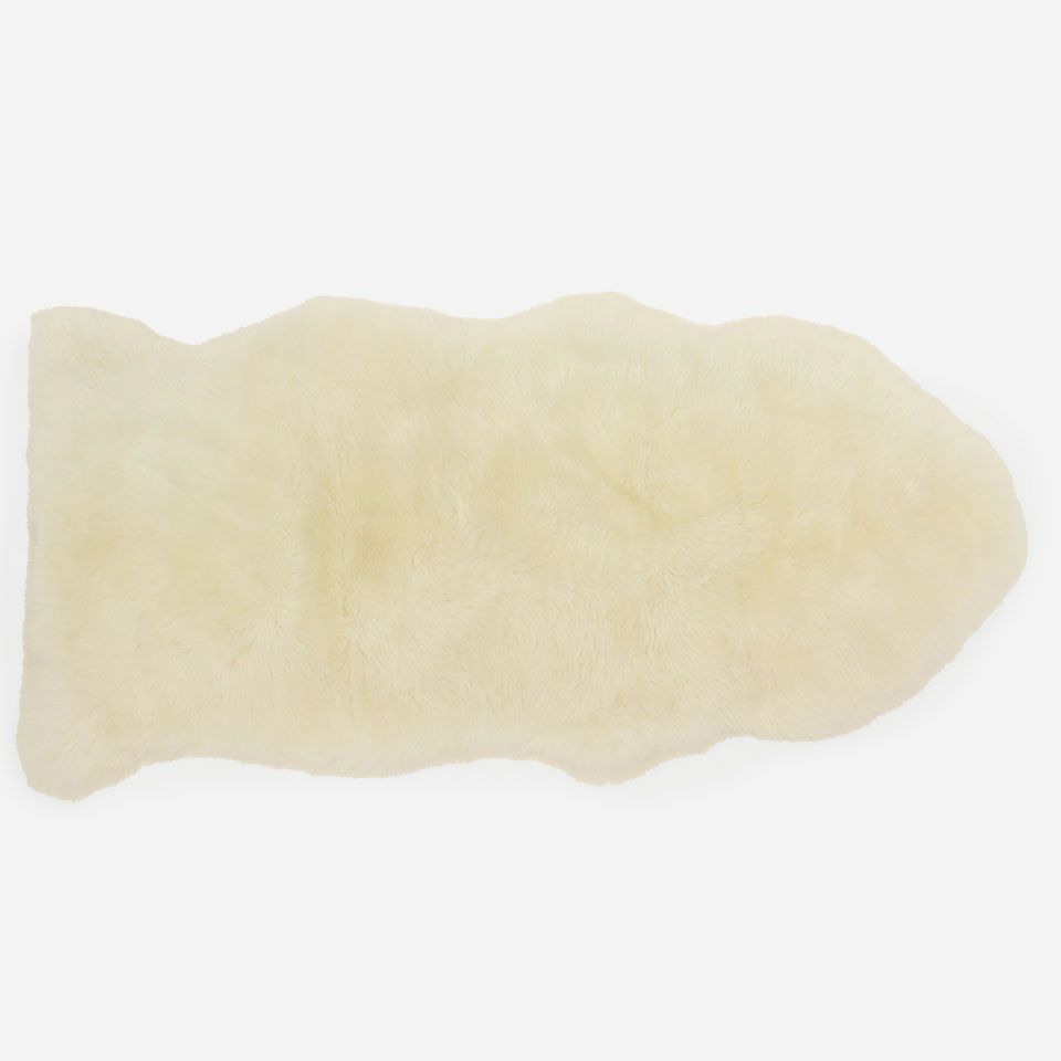 表面／カラー：ホワイト／約65cm×135cm