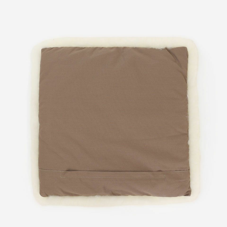 裏面／カラー：ホワイト／45cm×45cm