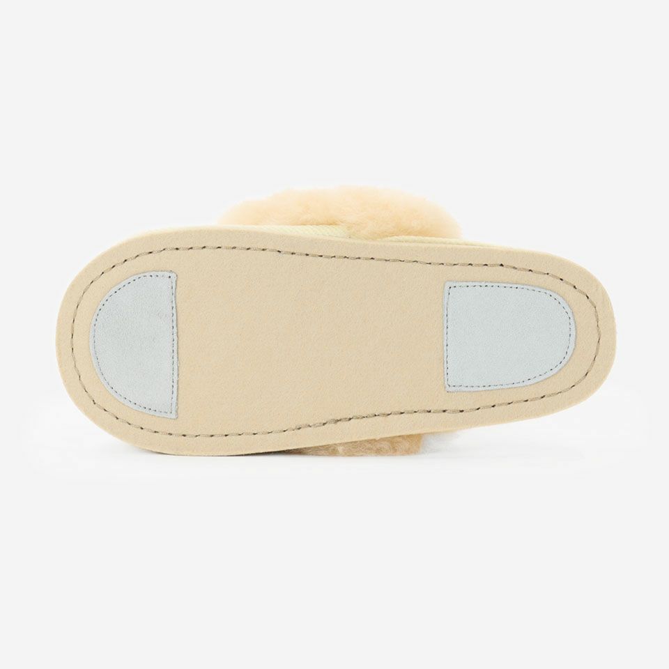 裏面／各カラー共通です