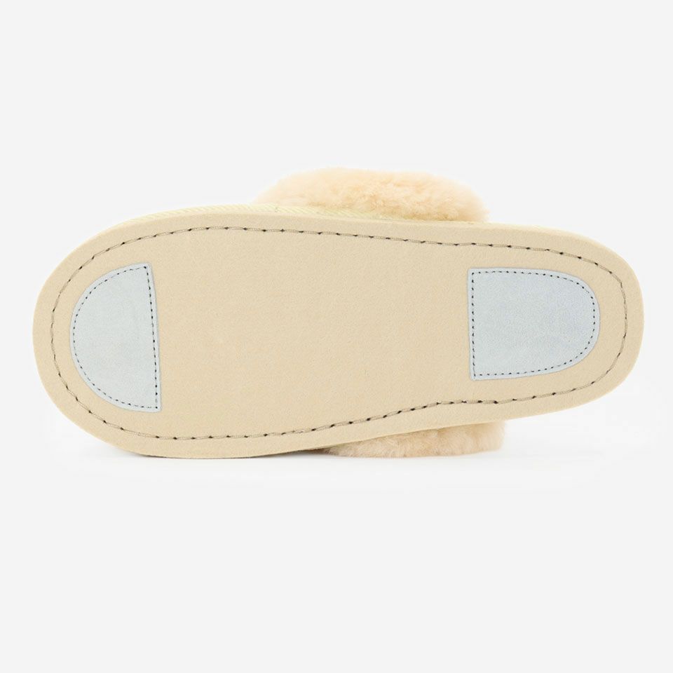 裏面／各カラー共通です