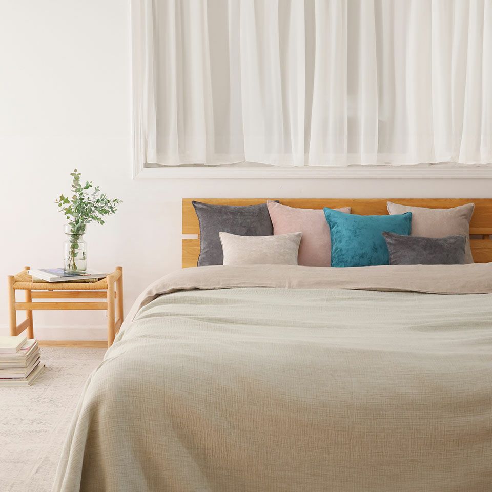 幅広い世代やシーンでコーディネートしやすく通年お使いいただけるシリーズです