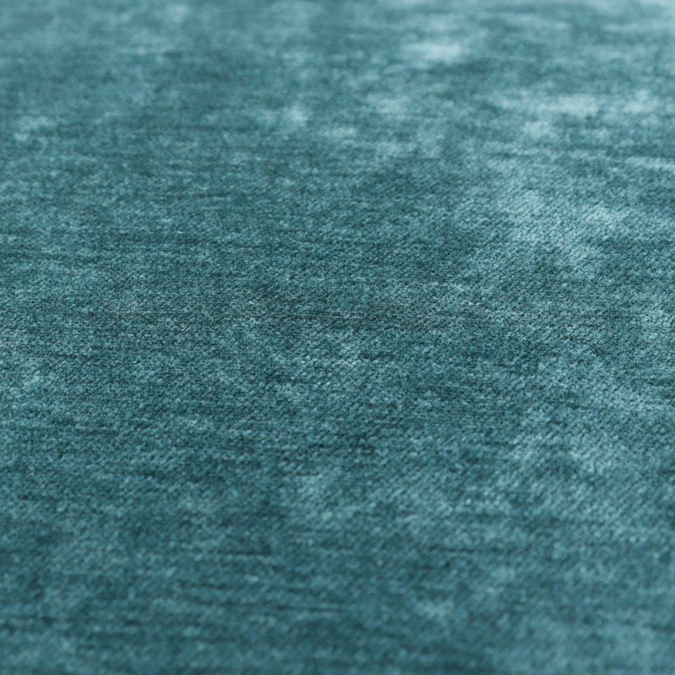 無地なので、様々なインテリアシーンに合わせることができます／カラー：ダークグリーン