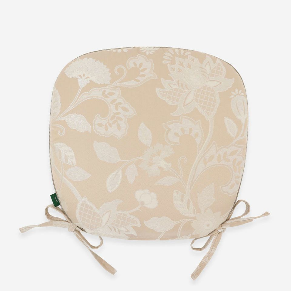 裏面／紐付き／表面カラー：ベージュ／表面と同一柄になっています