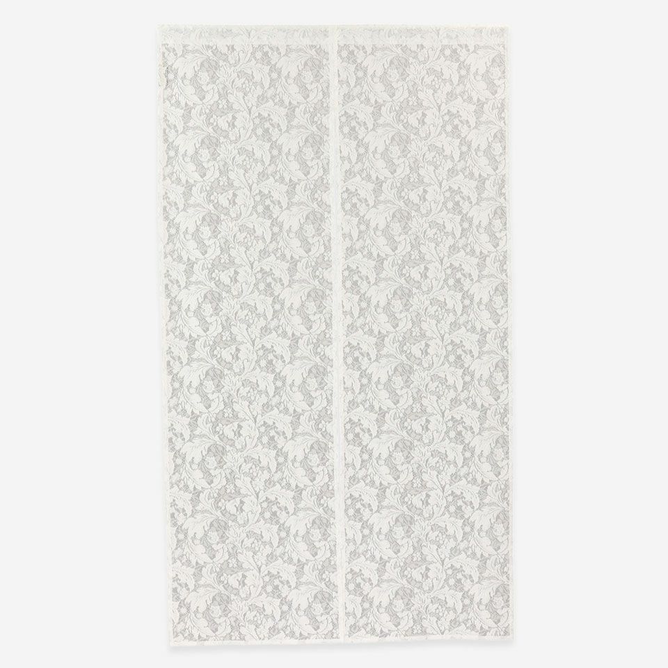 正面画像／カラー：クリーム／約85cm×150cm  *レース柄が見えやすいように商品背面にグレー色の加工をしていますが、実際の商品にグレー色の裏地等はありません。