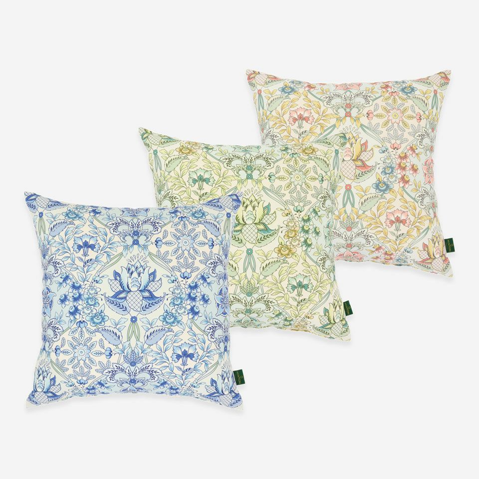 ブルー・グリーン・ピンクの3色展開です