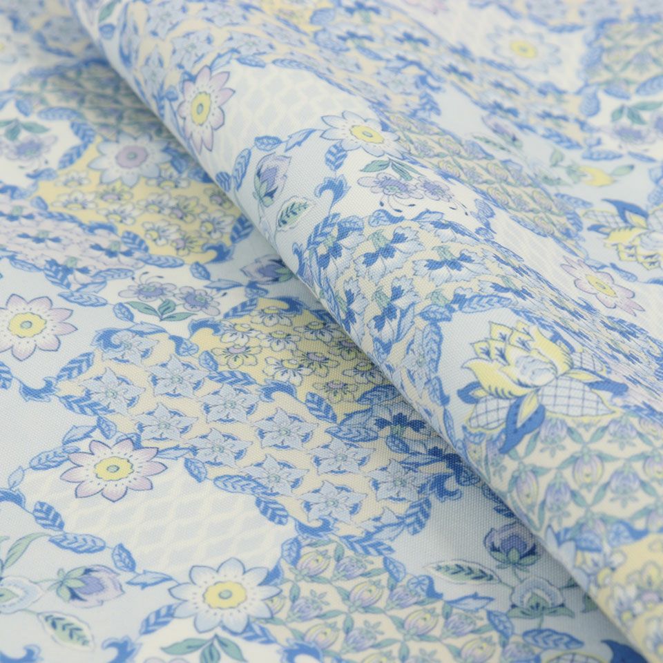 裏面は表と共生地を使用、柄位置は、一点ずつ異なります