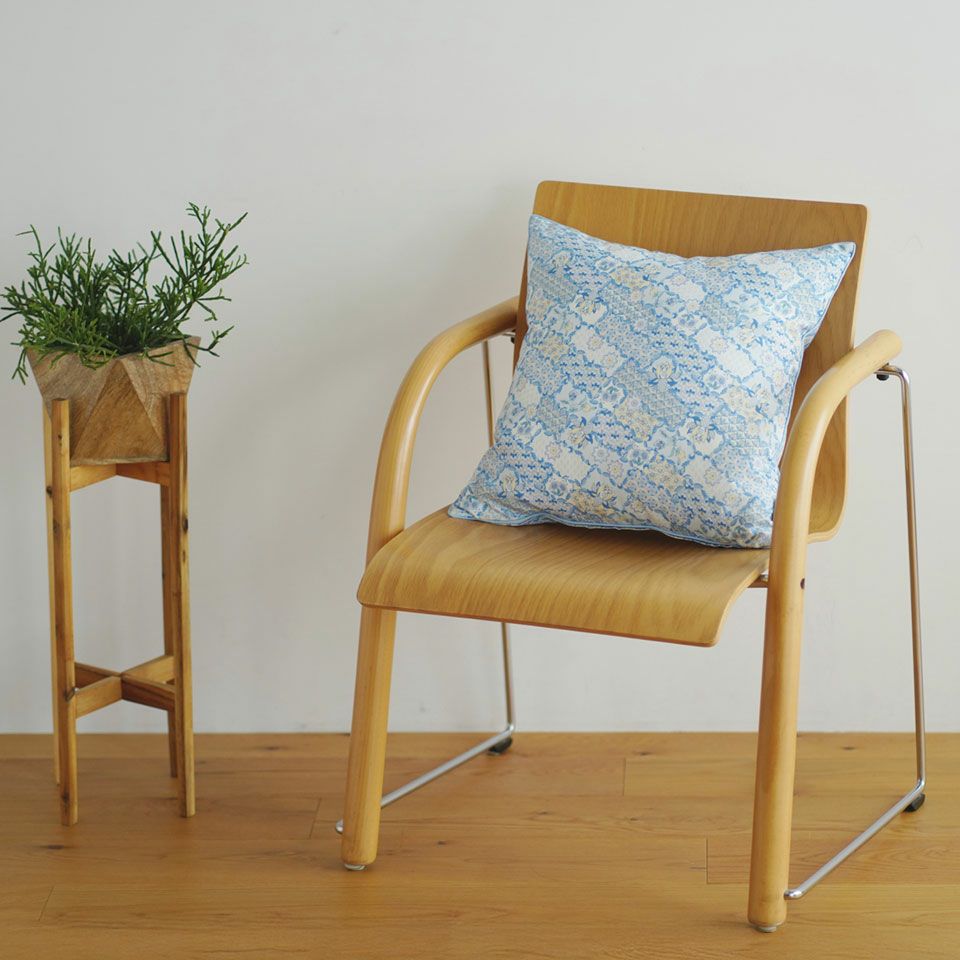 お部屋の模様替えやインテリアのアクセントとしておすすめの商品です