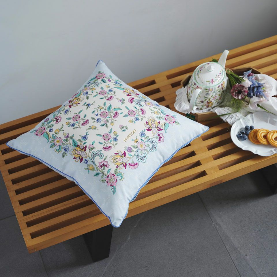 お部屋の模様替えやインテリアのアクセントとしておすすめの商品です
