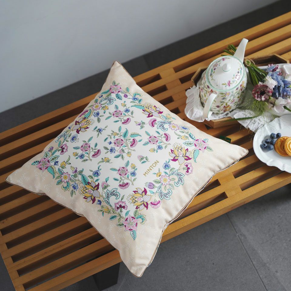 お部屋の模様替えやインテリアのアクセントとしておすすめの商品です