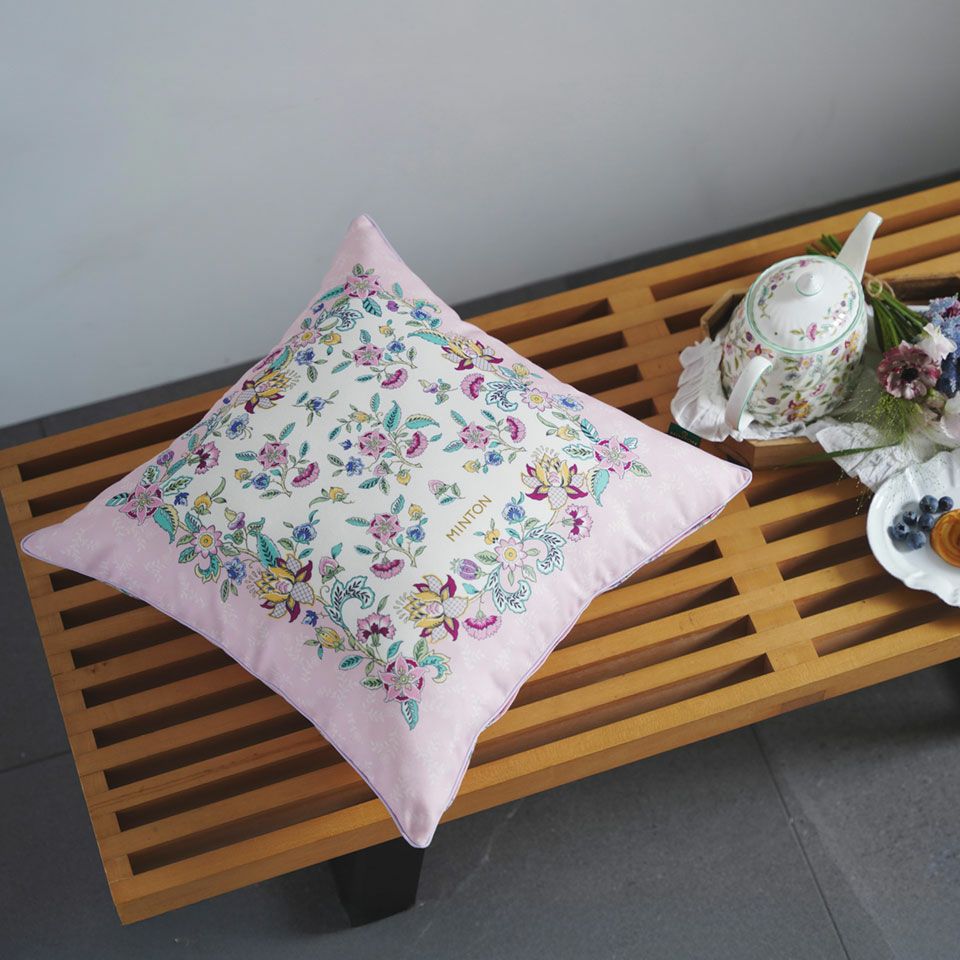 お部屋の模様替えやインテリアのアクセントとしておすすめの商品です