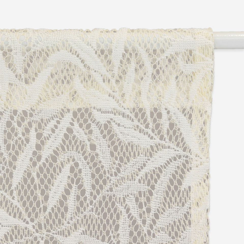 上部は筒縫いになっています  *レース柄が見えやすいように商品背面にグレー色の加工をしていますが、実際の商品にグレー色の裏地等はありません。