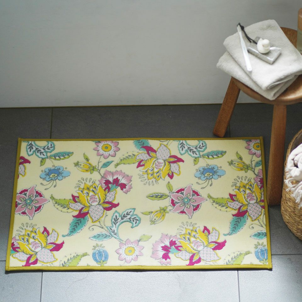 エレガントで存在感があり、バスルームの主役になります