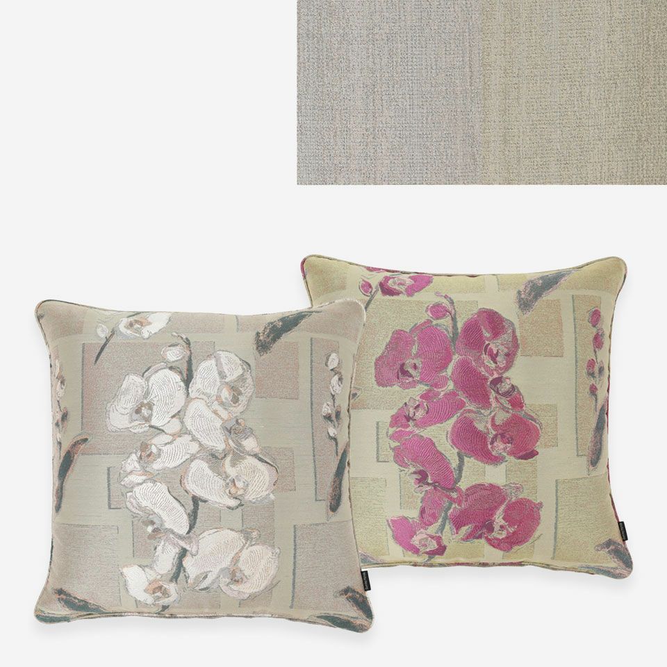 アイボリー・ピンクの2色で展開しています