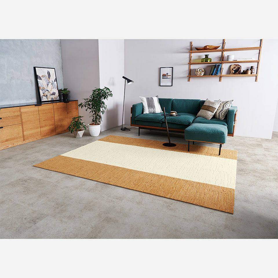 イエロー10枚（サイド部分）、ホワイト10枚（中央部）の計20枚使用