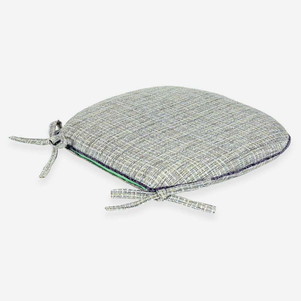 表面／カラー：グリーン／45cm×43cm／様々なシーンでコーディネートしやすい無地調の商品です