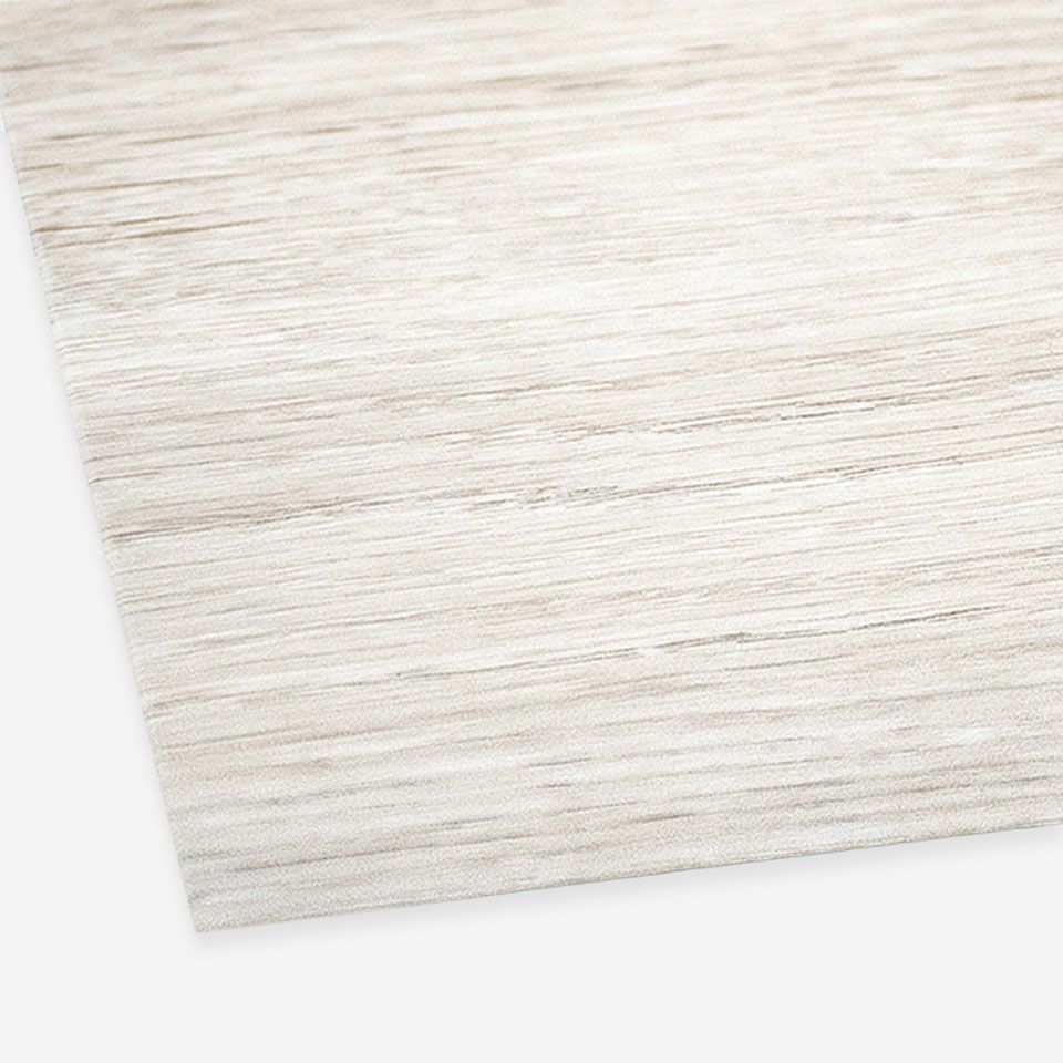 拡大画像／カラー：ソネットオーク／まるで本物のような質感で、表面に保護層があるので傷に強いです